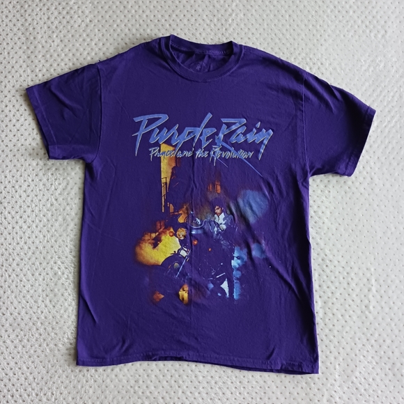 PRINCE AND THE REVOLUTION PURPLE RAIN T-SHIRT SIZE M - Picture 9 of 10